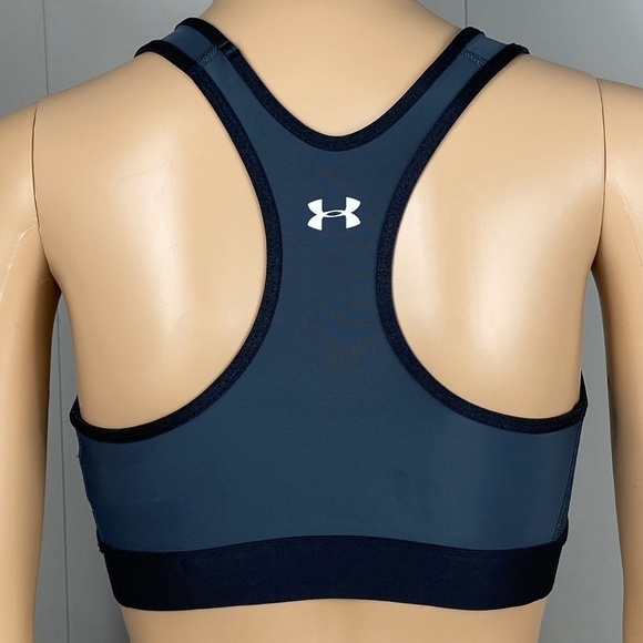 Under Armour compression sports bra size medium - Picture 3 of 6